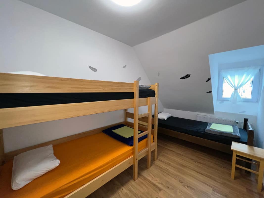 erjavceva hut room 05