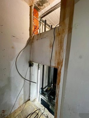 Výtah na horské chatě Erjavčeva